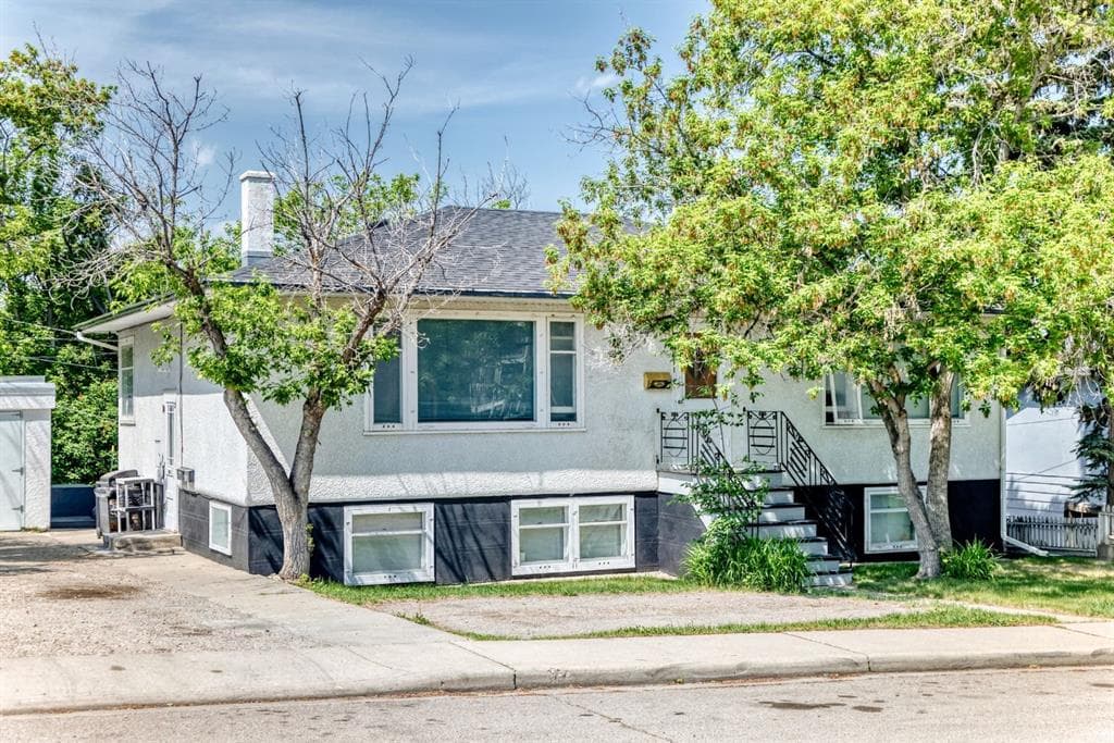 5-bed Detached for sale at 2511 15A Street SW, Calgary