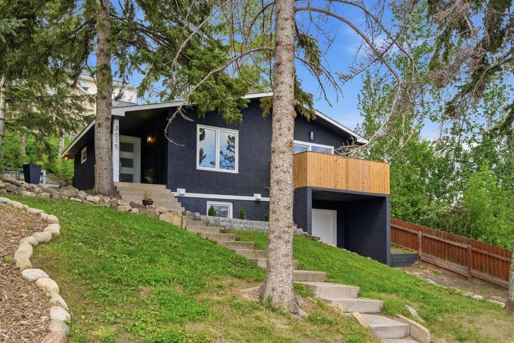 2-bed Detached for sale at 3615 1 Street NE, Calgary