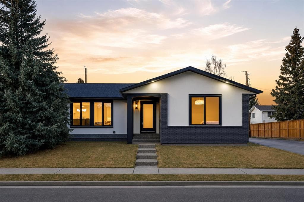 4-bed Detached for sale at 4904 Valiant Drive NW, Calgary