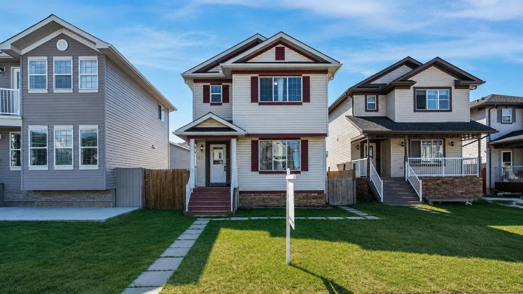 5-bed Detached for sale at 23 Taralake Road NE, Calgary