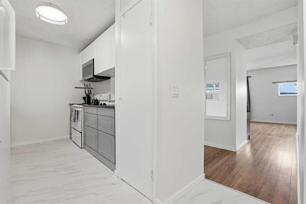 3-bed Townhouse for sale at 13, 131 Templehill Drive NE, Calgary
