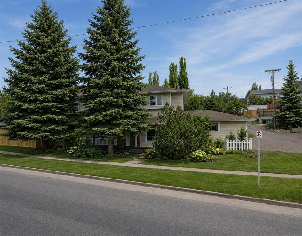3-bed Townhouse for sale at 107 Mission Road SW, Calgary