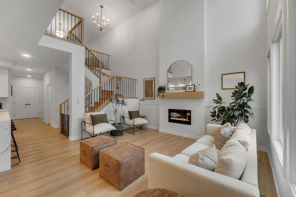 4-bed Detached for sale at 121 Amblehurst Green NW, Calgary