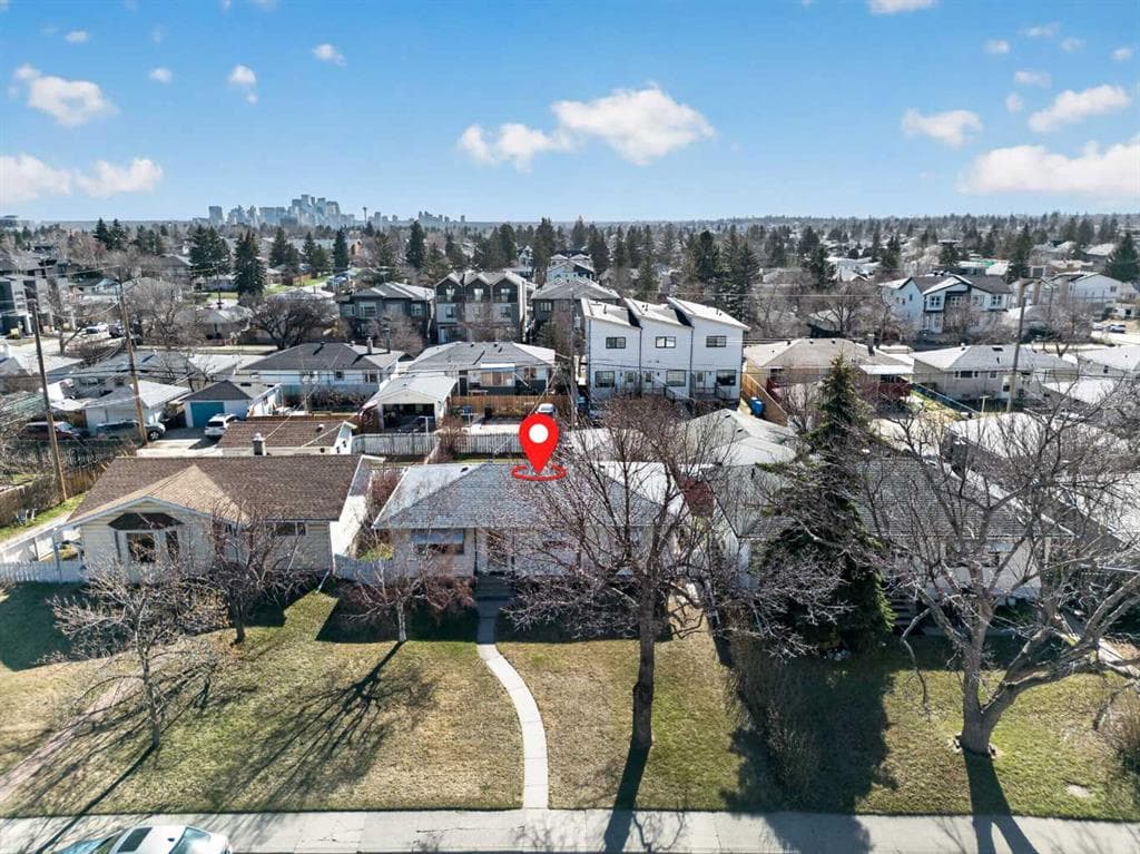 4-bed Detached for sale at 2416 38 Street SW, Calgary