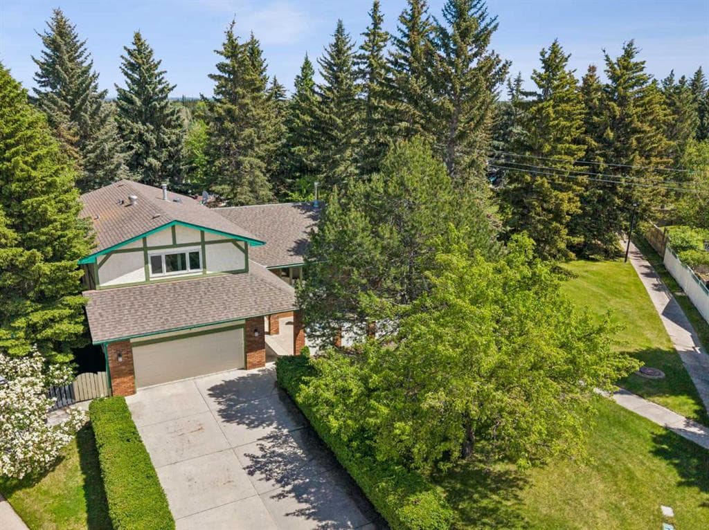 4-bed Detached for sale at 7 Brookpark Bay SW, Calgary