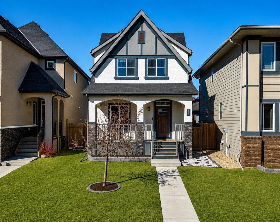 3-bed Detached for sale at 432 Marquis Heights SE, Calgary