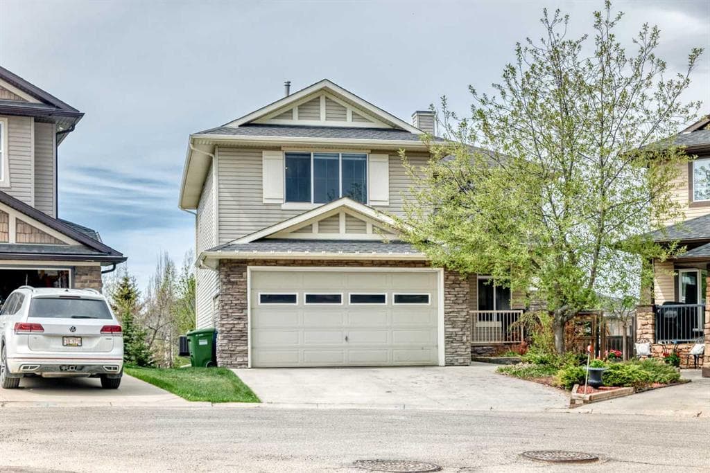 4-bed Detached for sale at 11 Cresthaven Bay SW, Calgary