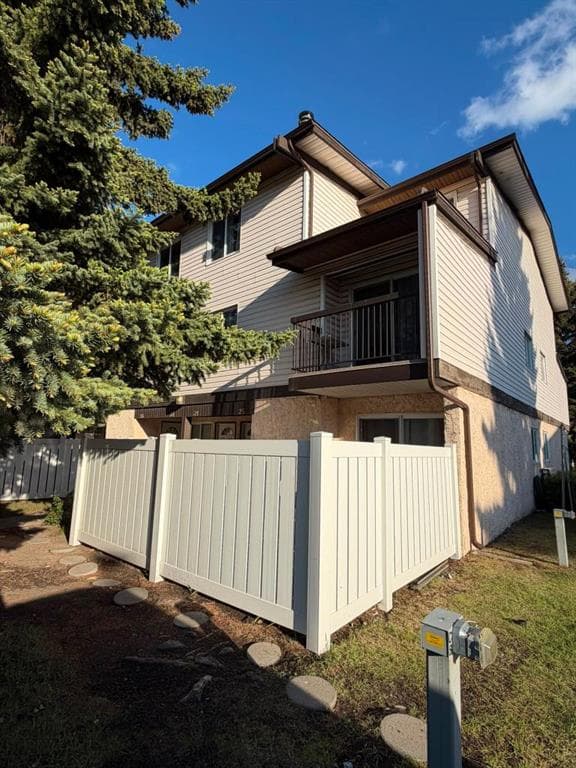 2-bed Townhouse for sale at 25, 3745 Fonda Way SE, Calgary