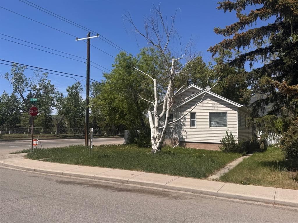 1-bed Detached for sale at 458 34 Avenue NW, Calgary