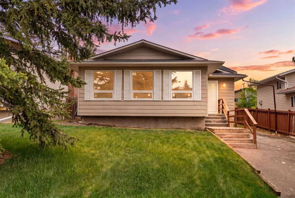 6-bed Detached for sale at 304 Beddington Circle NE, Calgary