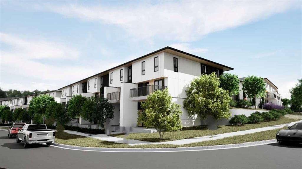 1-bed Townhouse for sale at 105, 155 Crimson Ridge Place NW, Calgary