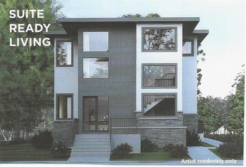 6-bed Detached for sale at 131 Greenwich Heath NW, Calgary