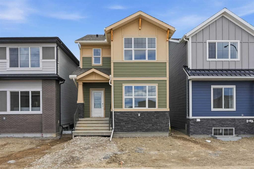 3-bed Detached for sale at 76 Buffaloberry Manor SE, Calgary