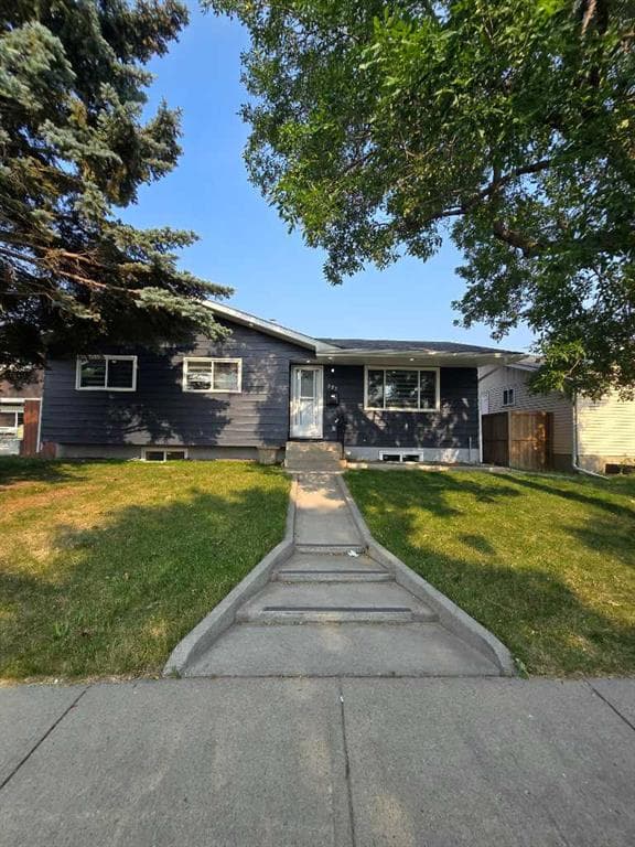 5-bed Detached for sale at 327 Rundleview Drive NE, Calgary