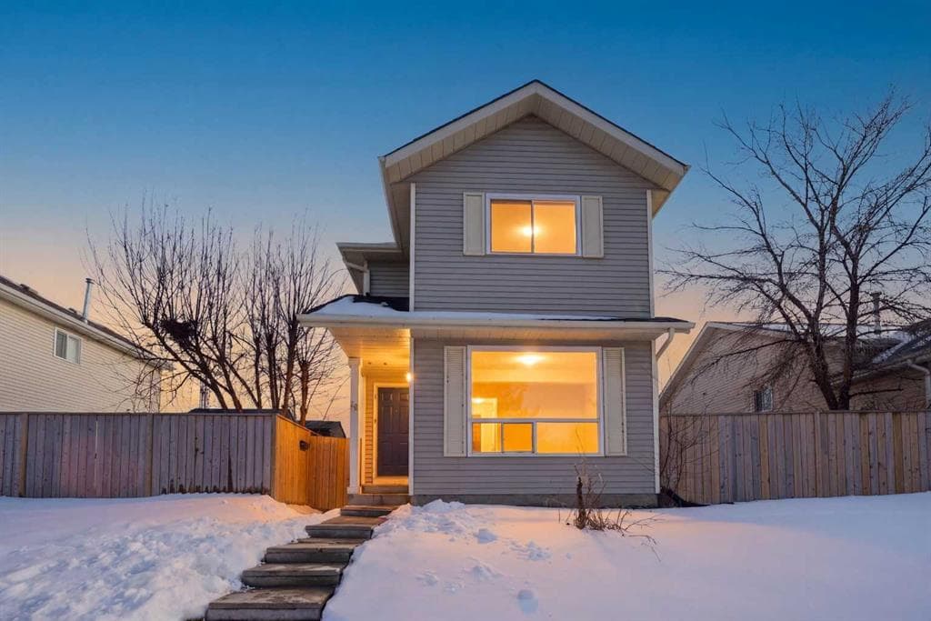 5-bed Detached for sale at 19 Appletree Close SE, Calgary