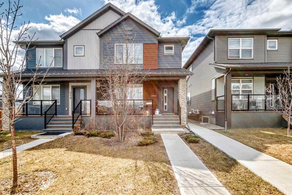 5-bed Semi-detached for sale at 223 Wolf Creek Avenue SE, Calgary
