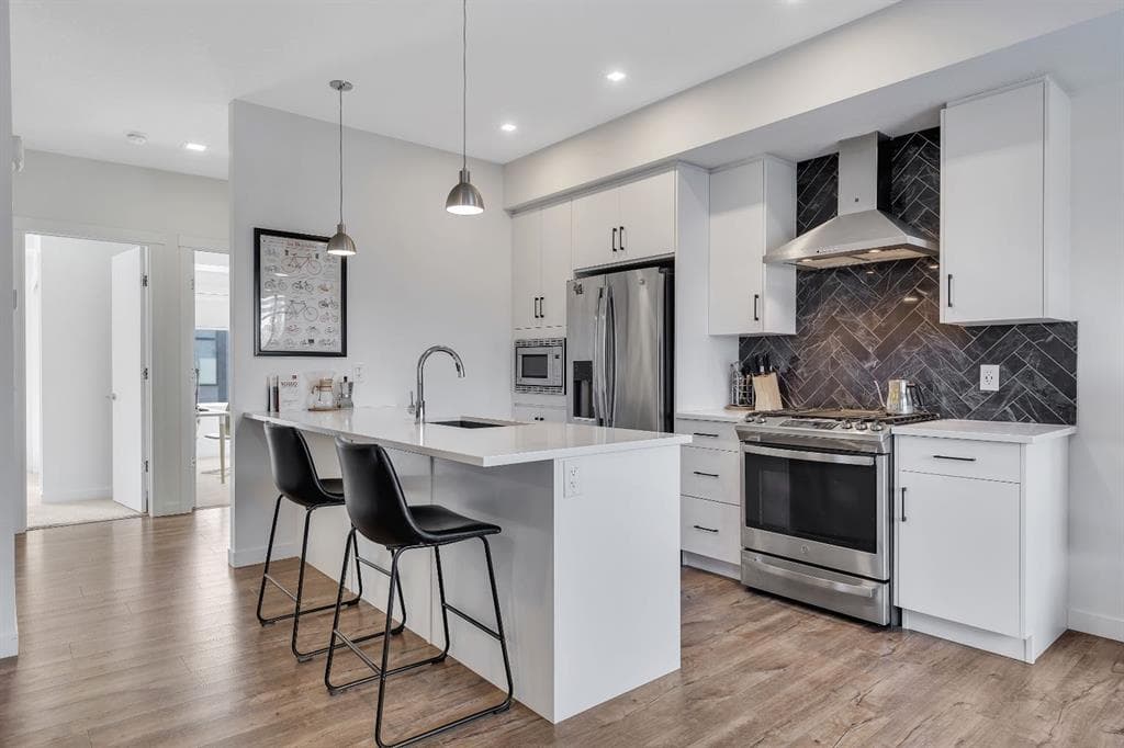 2-bed Townhouse for sale at 516 Greenbriar Common NW, Calgary