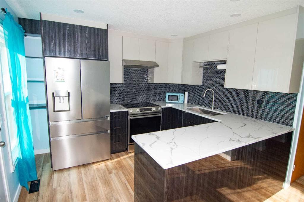 3-bed Townhouse for sale at 6, 100 Pennsylvania Road SE, Calgary