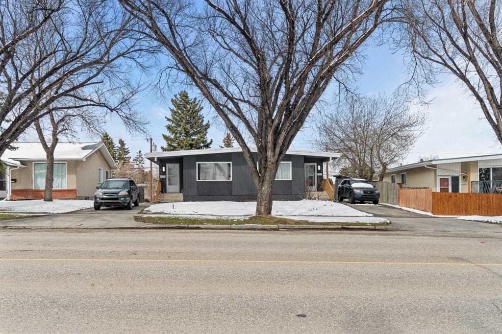 10-bed Duplex for sale at 710 / 712 72 Avenue NW, Calgary