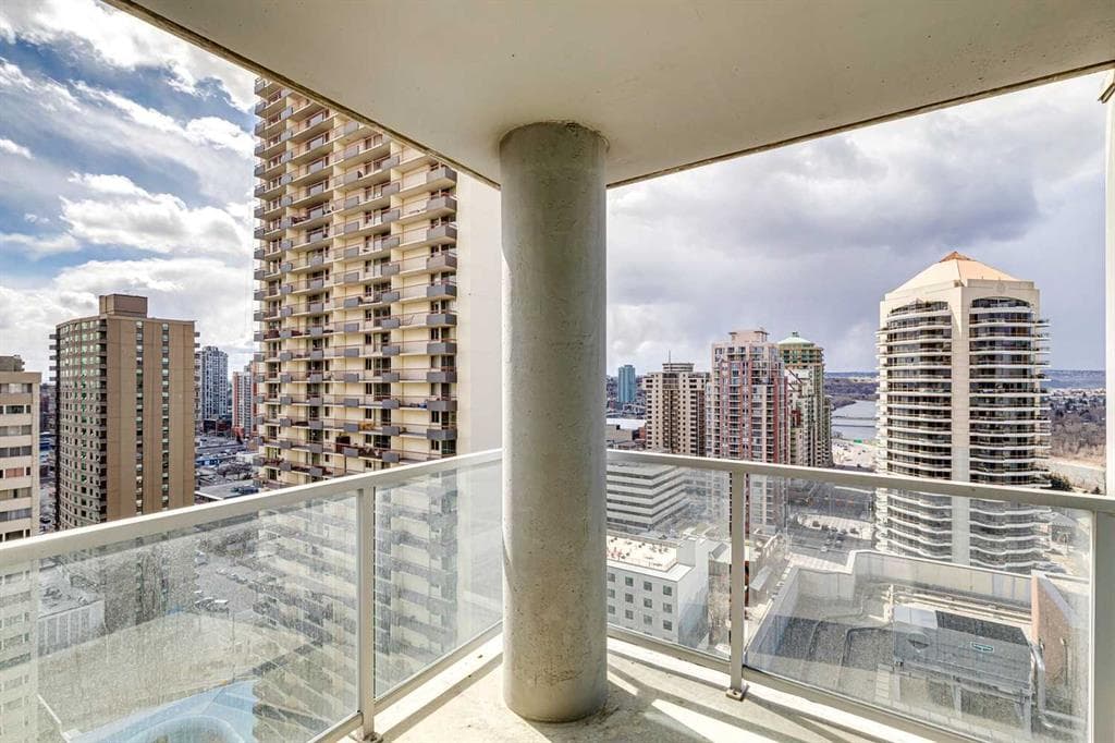 2-bed Apartment for sale at 2001, 930 6 Avenue SW, Calgary