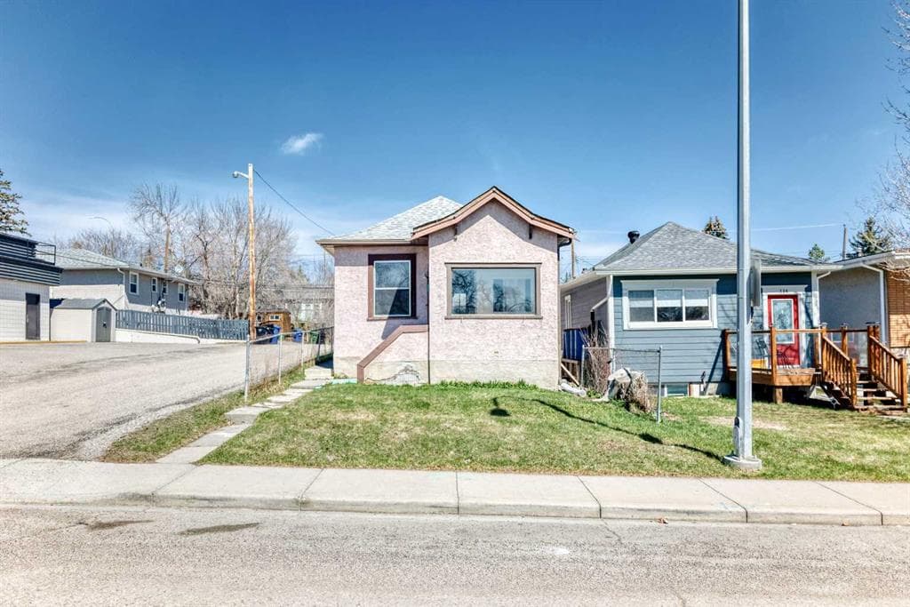2-bed Detached for sale at 112 30 Avenue NE, Calgary