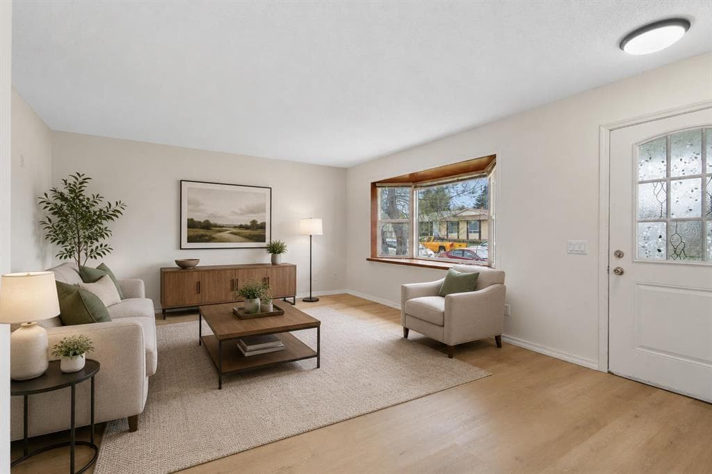 5-bed Detached for sale at 268 Madeira Place NE, Calgary
