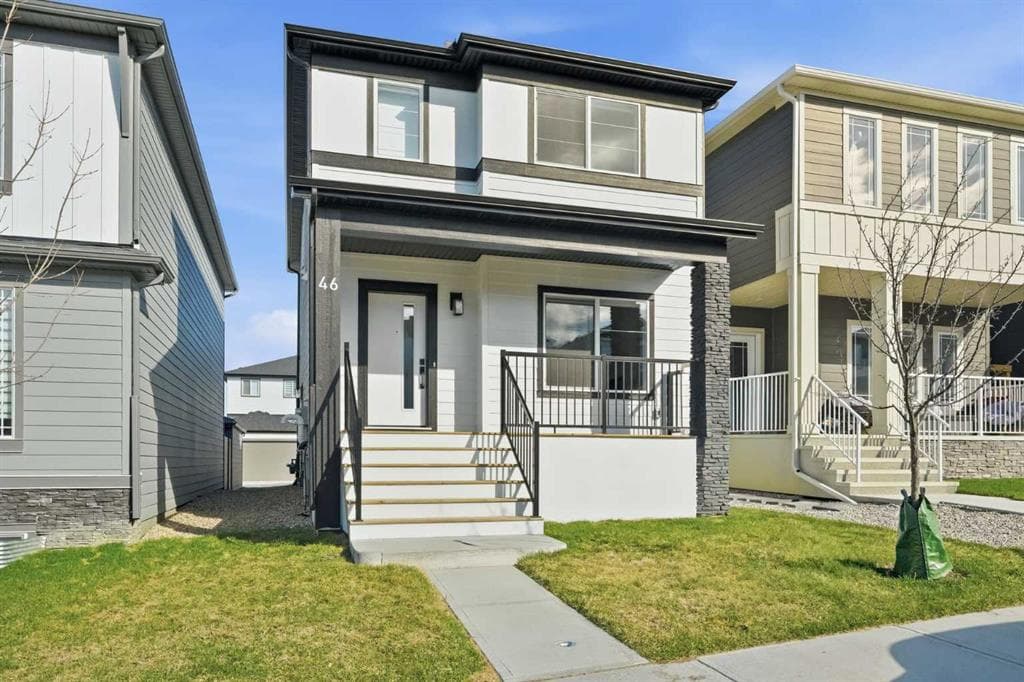 3-bed Detached for sale at 46 Versant View SW, Calgary