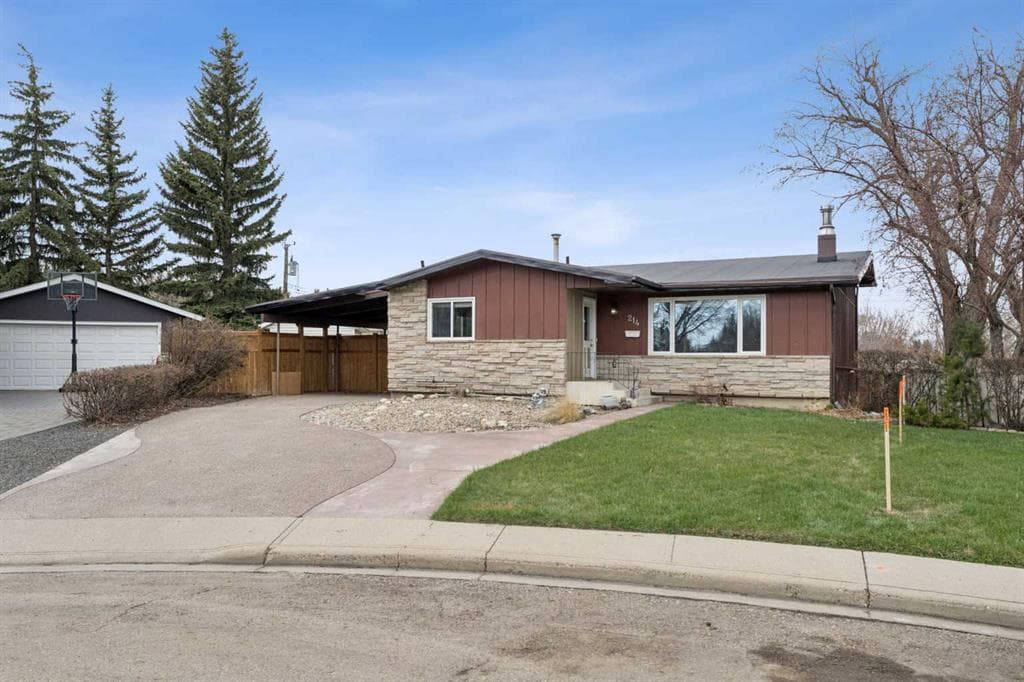 4-bed Detached for sale at 214 Springwood Place SW, Calgary