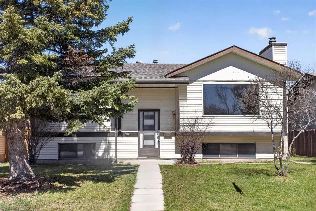 4-bed Detached for sale at 900 Abbeydale Drive NE, Calgary