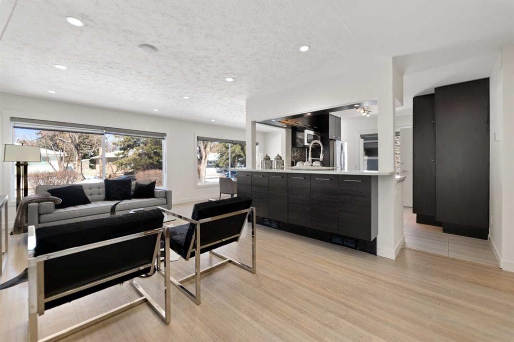 4-bed Detached for sale at 38 Westwood Drive SW, Calgary