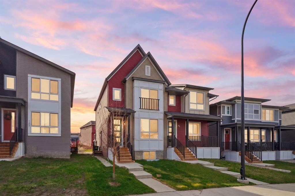 4-bed Semi-detached for sale at 141 Belmont Drive SW, Calgary
