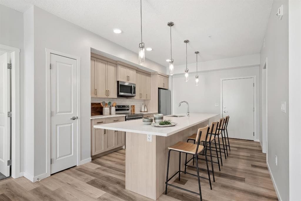 2-bed Apartment for sale at 3403, 33 Carringham Gate NW, Calgary