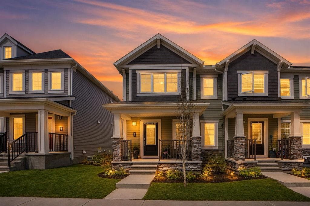 3-bed Townhouse for sale at 60 Cityside Grove NE, Calgary