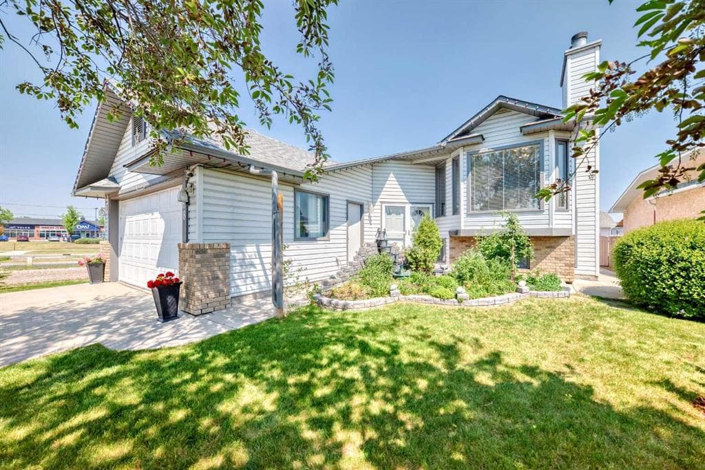 6-bed Detached for sale at 68 Harvest Oak Way NE, Calgary