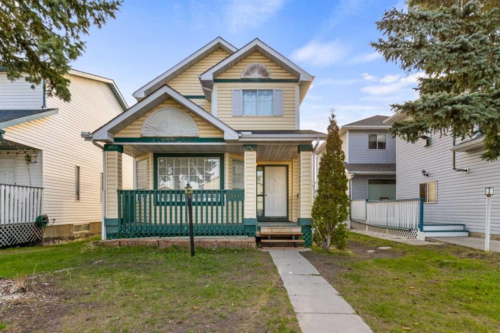 3-bed Detached for sale at 3806 Catalina Boulevard NE, Calgary