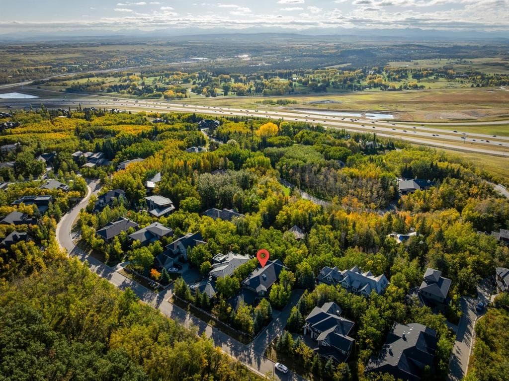 6-bed Detached for sale at 124 Posthill Drive SW, Calgary