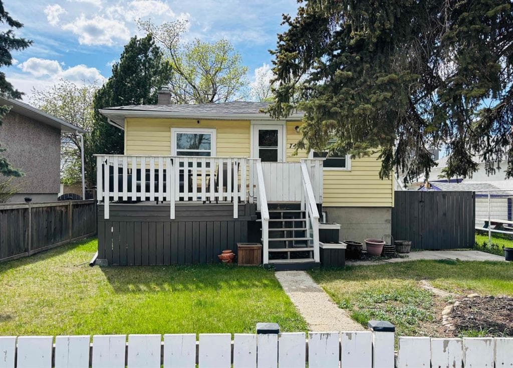 1-bed Detached for sale at 7417 24 Street SE, Calgary
