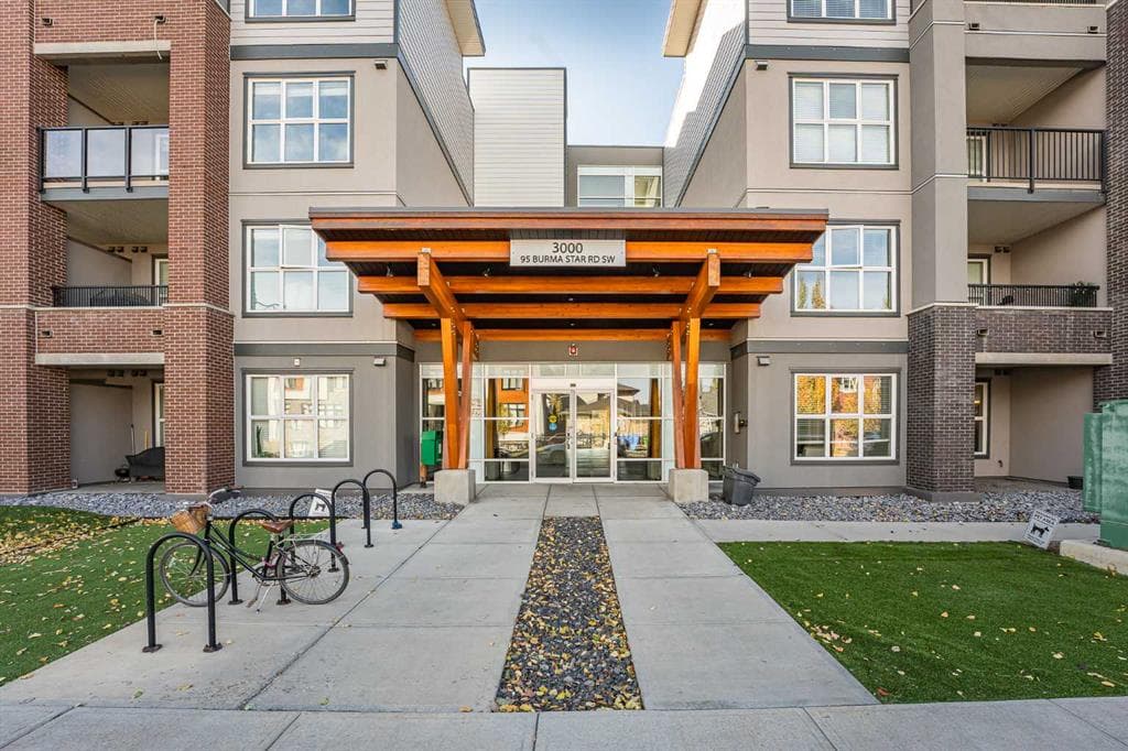 1-bed Apartment for sale at 3122, 95 Burma Star Road SW, Calgary