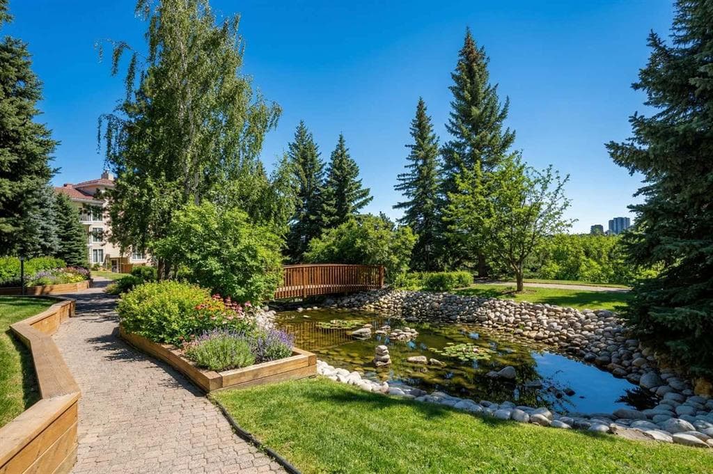 2-bed Apartment for sale at 602, 505 Canyon Meadows Drive SW, Calgary