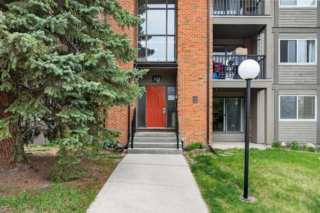 1-bed Apartment for sale at 113, 6400 Coach Hill Road SW, Calgary
