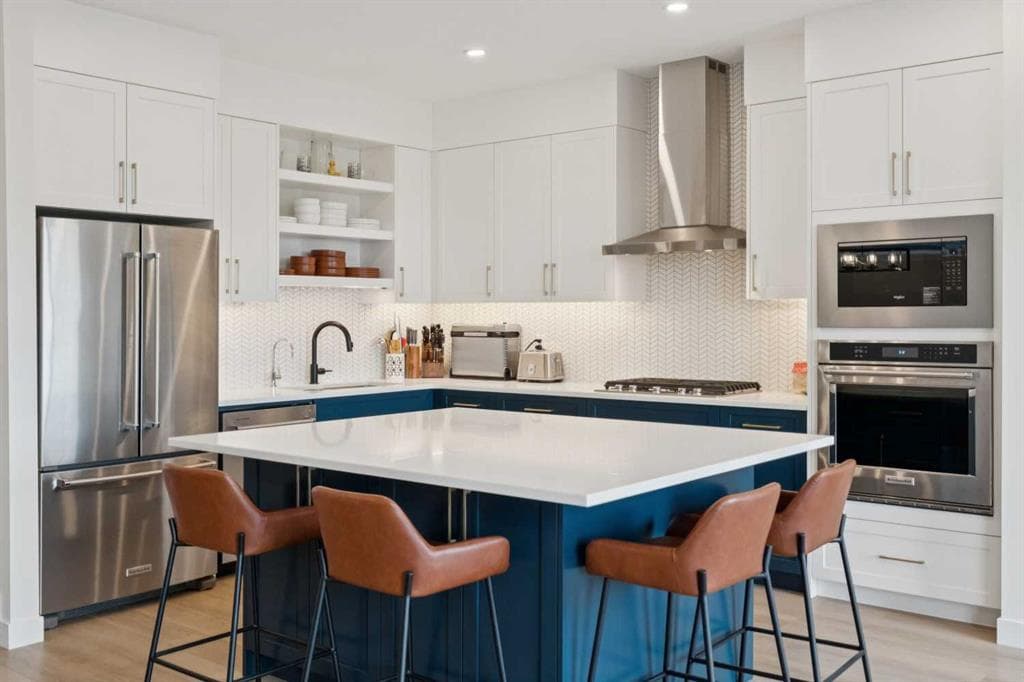 4-bed Semi-detached for sale at 195 Greenwich Drive NW, Calgary