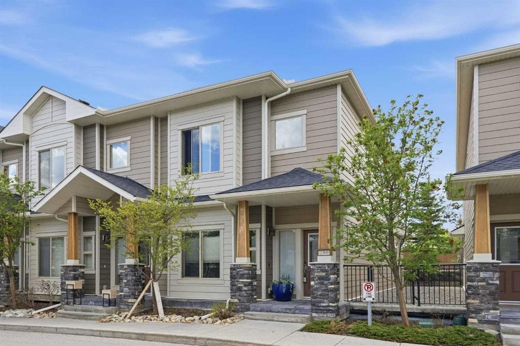3-bed Townhouse for sale at 86 Cougar Ridge Landing SW, Calgary