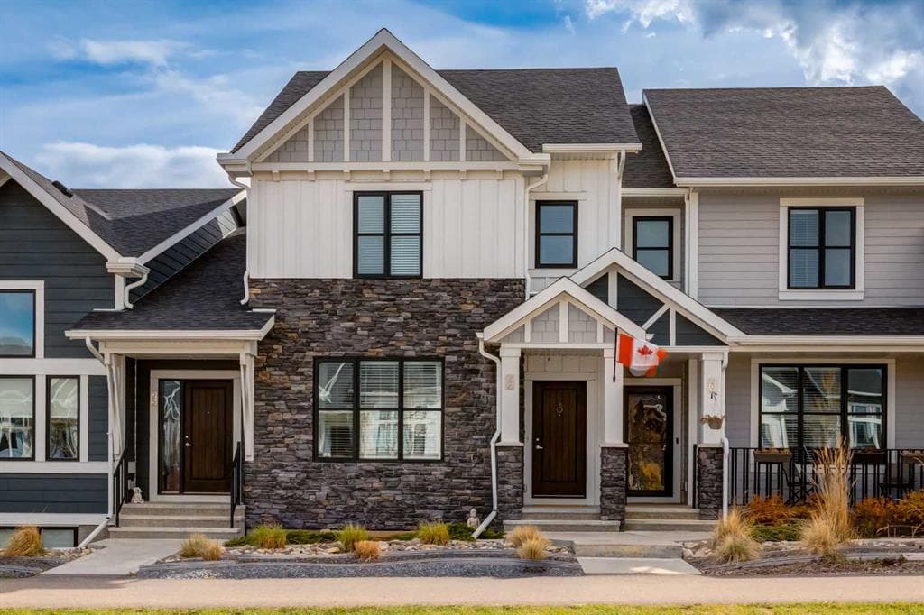 2-bed Townhouse for sale at 27 D'arcy Boulevard, Okotoks