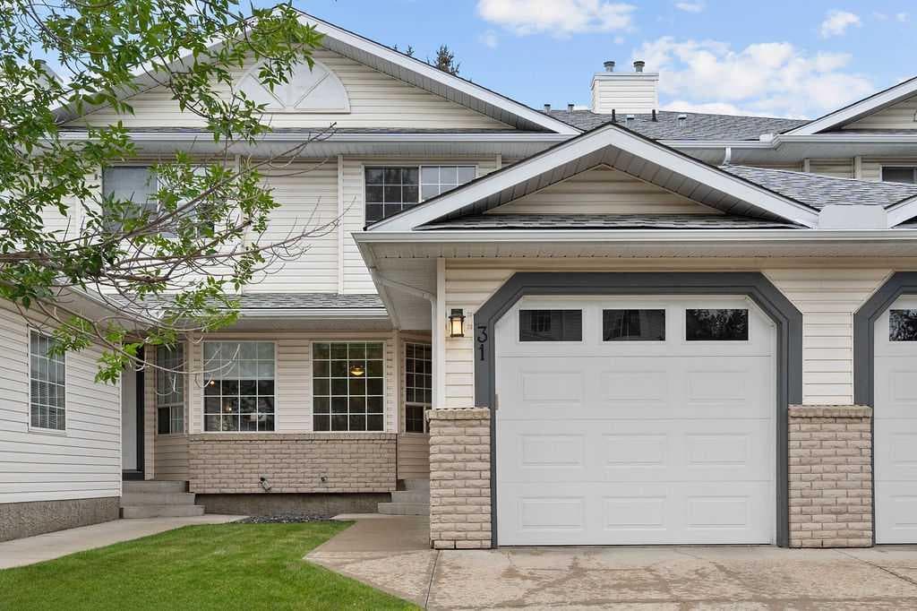 3-bed Townhouse for sale at 31 Silvergrove Close NW, Calgary