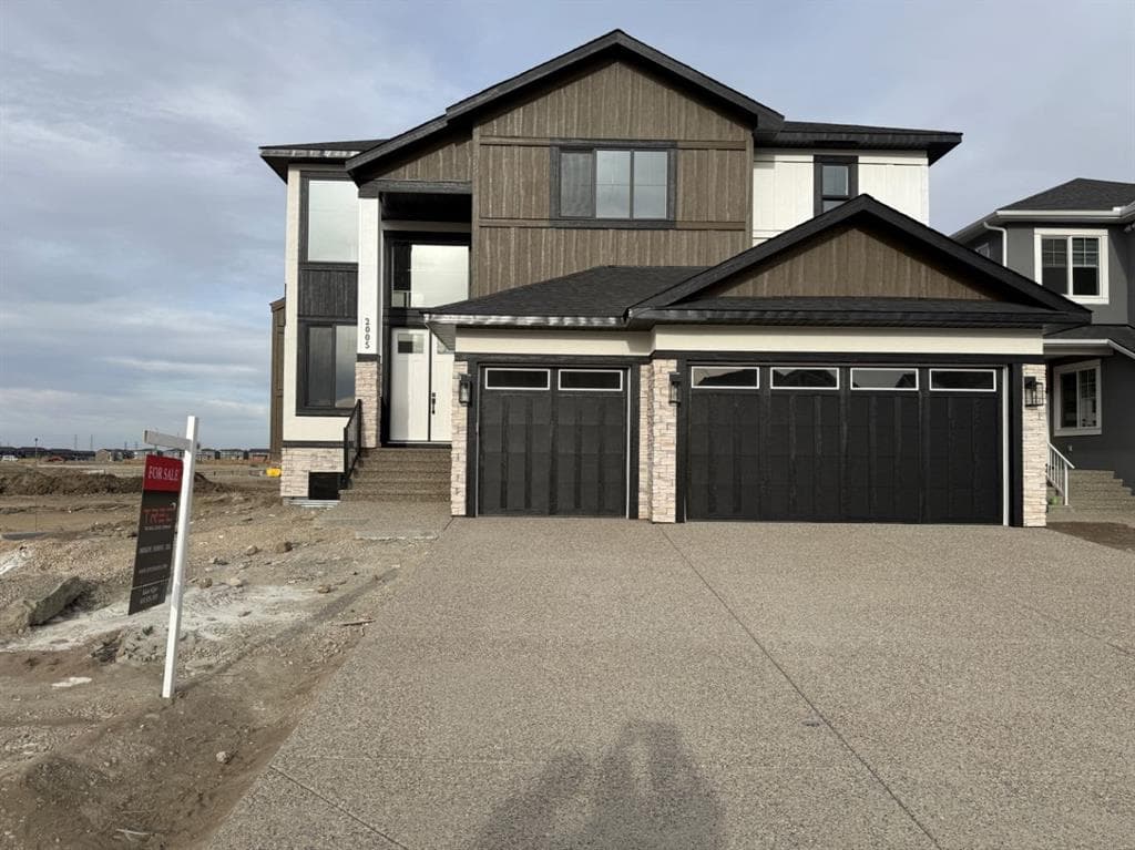 5-bed Detached for sale at 2005 Waterbury Road, Chestermere