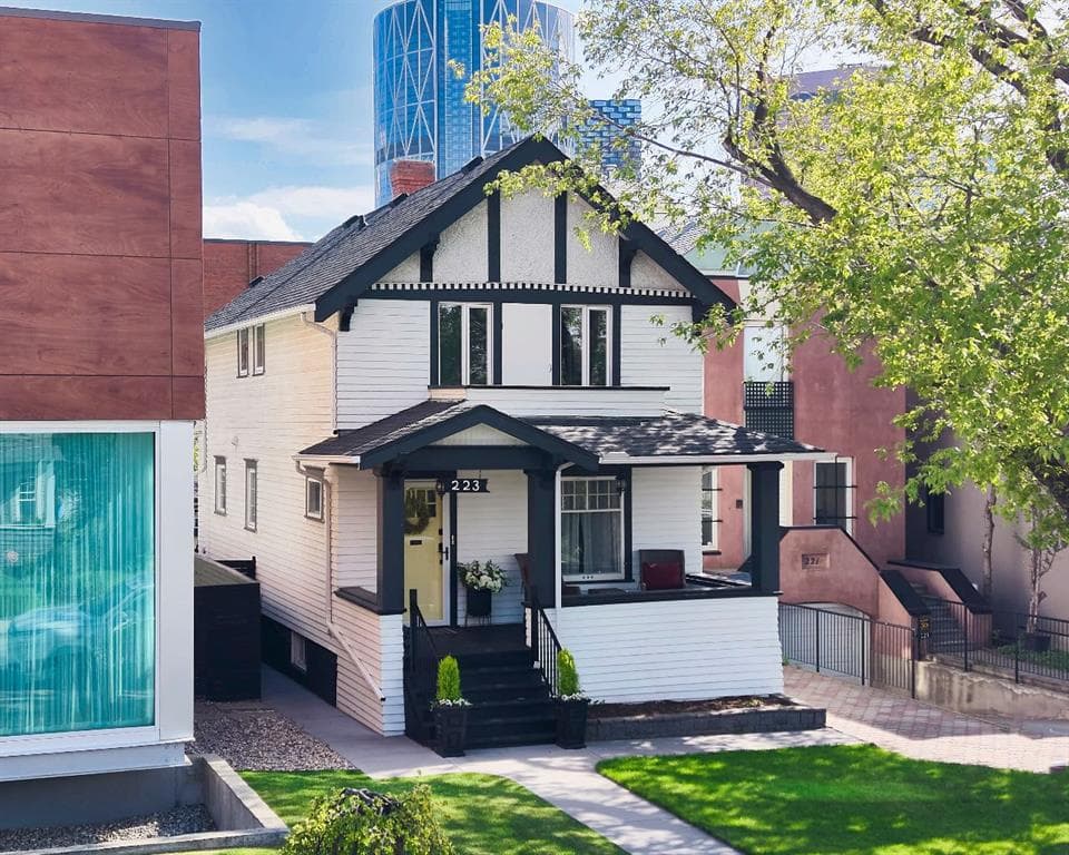 3-bed Detached for sale at 223 2 Avenue NE, Calgary