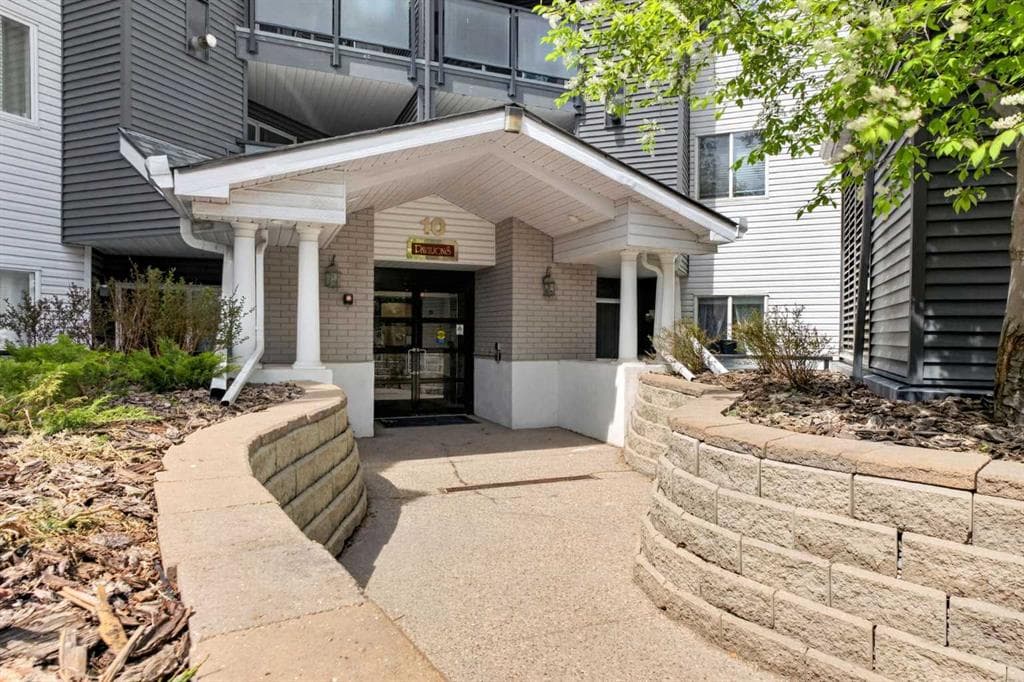 2-bed Apartment for sale at 418, 10 Sierra Morena Mews SW, Calgary