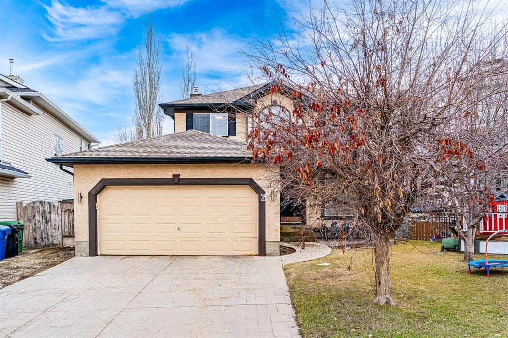 4-bed Detached for sale at 6 Douglas Woods Bay SE, Calgary