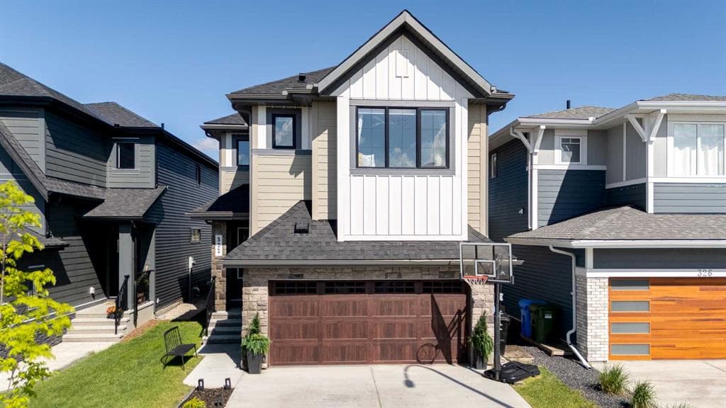 3-bed Detached for sale at 322 Creekstone Way SW, Calgary