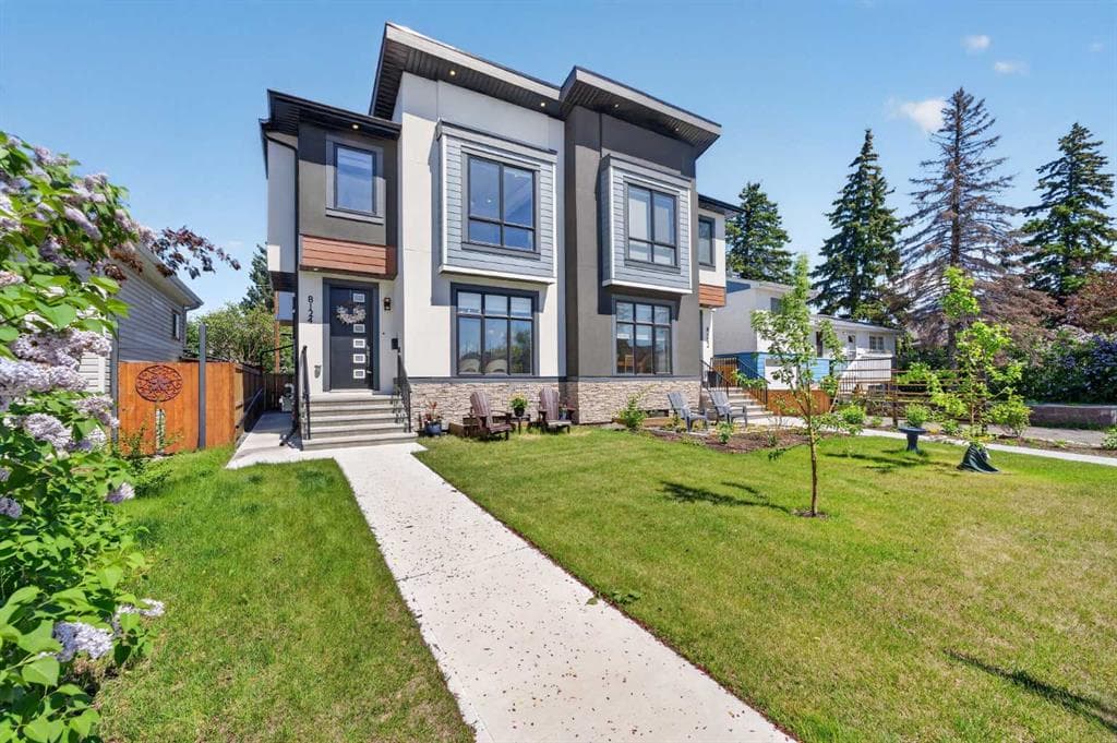 5-bed Semi-detached for sale at 8124 47 Avenue NW, Calgary
